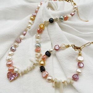 Freshwater pearl necklace set